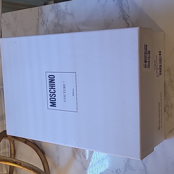 MOSCHINO LOGO BAND LEATHER SNEAKERS SZ EU 40 - Picture 6 of 17